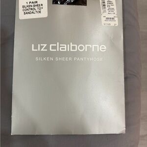 Liz Claiborne Silken Sheer Control Top Pantyhose - vintage